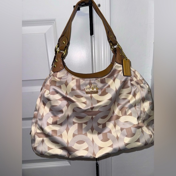 Coach hobobag - Picture 1 of 16